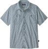 mntn breeze/still blue